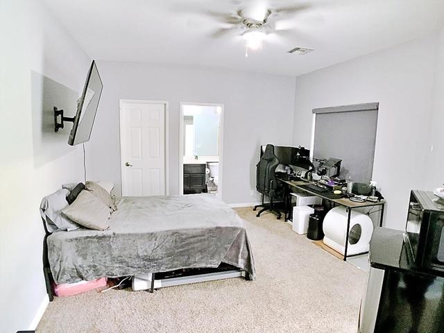 45120 Eagle Crest Court, Indio CA: https://media.crmls.org/mediaz/3554893e-9ab4-4b50-b7aa-7d37d62d49d4.jpg