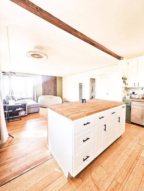 Detail Gallery Image 2 of 9 For 5603 Winchester St, San Diego,  CA 92139 - 2 Beds | 1 Baths