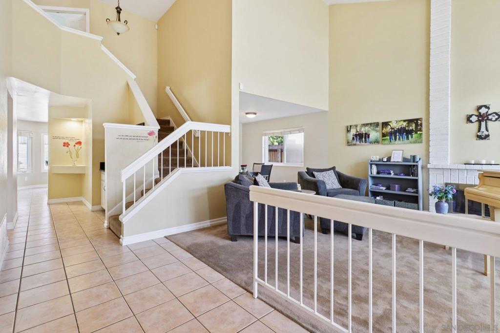 MLS #250035843SD img 5