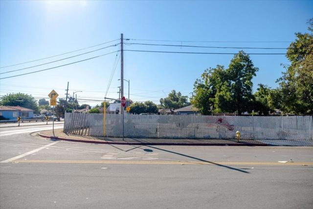 0 E Hedding Street, San Jose CA: https://media.crmls.org/mediaz/3555f0a8-bf74-4bc6-8d12-c975fe666654.jpg