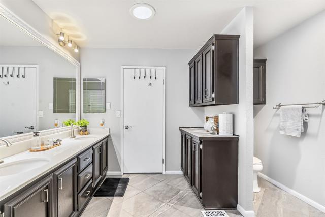 2010 W San Marcos Blvd #115, San Marcos CA: https://media.crmls.org/mediaz/3558657b-6cea-4ebb-bb26-689b52e6880c.jpg