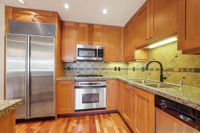 700 W Harbor, San Diego CA: https://media.crmls.org/mediaz/35589860-c399-41eb-bf10-625fec853ab8.jpg