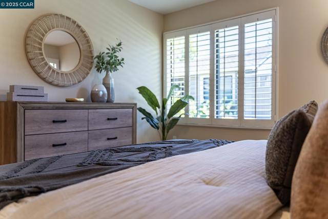 2128 Presidio Ct, Danville CA: https://media.crmls.org/mediaz/3558cc51-0382-45b1-9154-d9853278cb2d.jpg