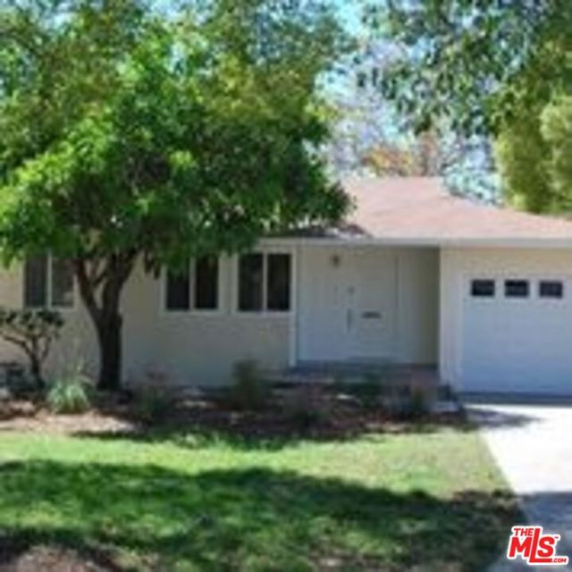 3265 Military Avenue Los Angeles, California Very special lease opportunity in a wonderful family neighborhood. Just one block south of the coveted Clover Avenue Elementary School. This beautiful home was recently rebuilt from top to bottom including a new third bedroom and bath, offering a very special opportunity to live in an updated modern home. The kitchen has stainless steel appliances, granite countertops and hardwood floors. If you're in the market for a 3 bedroom home to lease, this is the home you want to consider. Washer and dryer included. Access only with signed PEAD document prior to showing. Please contact listing agent 2 for showings.