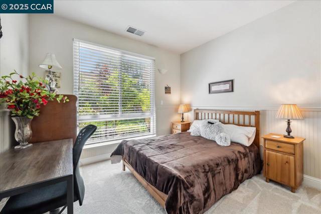771 Lakemont PL, San Ramon CA: https://media.crmls.org/mediaz/355a4e64-e3f8-459f-827a-649e9c99bacd.jpg