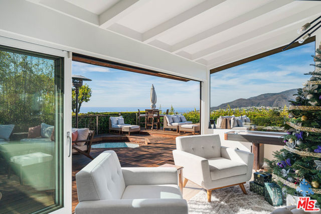 245 Tranquillo Road, Pacific Palisades CA: https://media.crmls.org/mediaz/355a8a32-d388-4dfa-bf11-ed0b07275efe.jpg