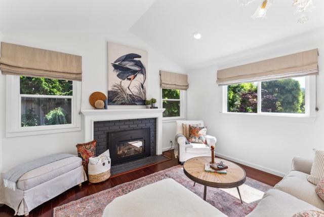 2 Black Tail Lane, Monterey CA: https://media.crmls.org/mediaz/355b22dd-83d0-4c19-98a3-b04b432737af.jpg