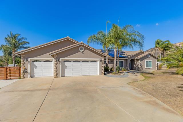 Detail Gallery Image 4 of 74 For 22544 Tombill Rd, Ramona,  CA 92065 - 4 Beds | 3/1 Baths