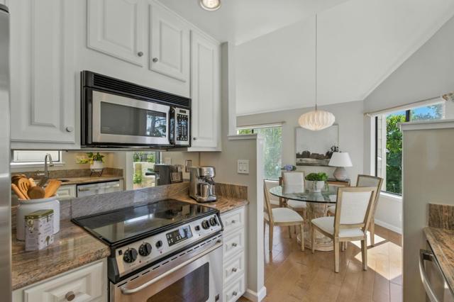 1090 Shoreline Drive, San Mateo CA: https://media.crmls.org/mediaz/355c3a00-d7ec-4427-a8f3-cb9ea33822ed.jpg