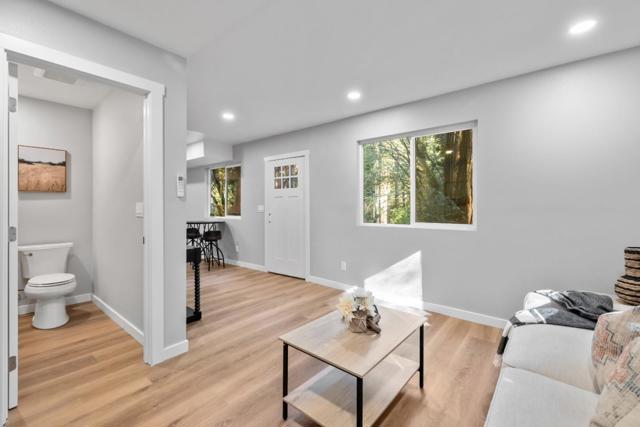 831 Hillcrest Drive, Felton CA: https://media.crmls.org/mediaz/355c7332-1953-4856-b961-f7d694da582f.jpg