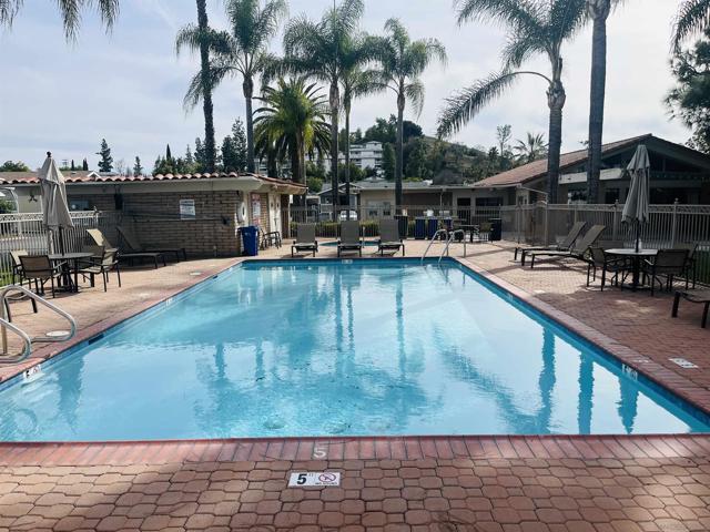 450 E Bradley, El Cajon CA: https://media.crmls.org/mediaz/355cdcf1-66df-4e4f-b3a6-143e94275a54.jpg