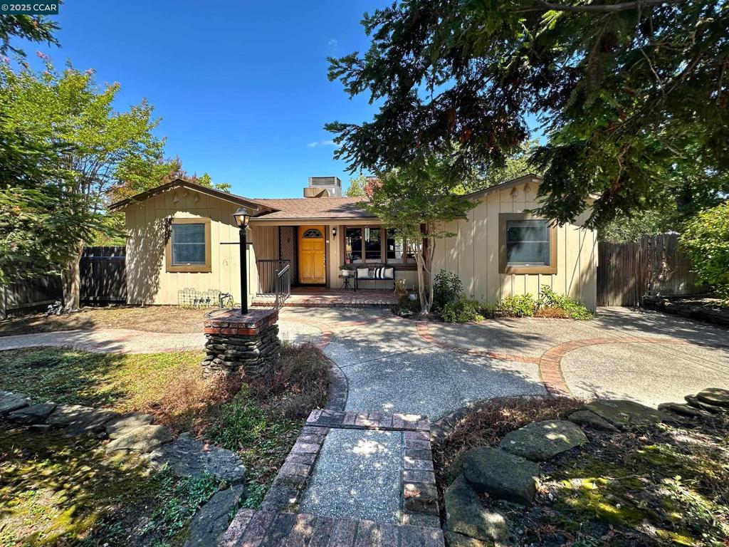 2128 San Miguel Dr