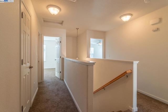 1526 Cat Tail Dr, Stockton CA: https://media.crmls.org/mediaz/355d877e-3ac2-408e-9749-9a0465e3e05b.jpg