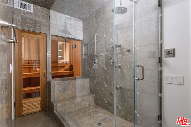 2628 MANDEVILLE CANYON Road, Los Angeles CA: https://media.crmls.org/mediaz/355f3cc2-f66f-4908-b048-1e87da4694cb.jpg