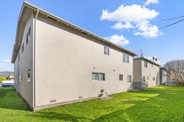 466 Willow Avenue, Half Moon Bay CA: https://media.crmls.org/mediaz/355f8842-3357-409b-a848-050dad73228d.jpg