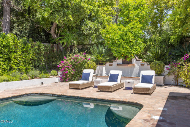4435 Encinas Drive, La Canada Flintridge CA: https://media.crmls.org/mediaz/355fb44f-25ca-4b9c-9e21-f4d93b5e19e3.jpg