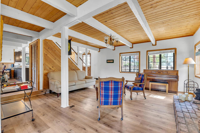 53184 Double View Drive, Idyllwild CA: https://media.crmls.org/mediaz/3560360e-833f-470a-8b1d-16446aa84e51.jpg