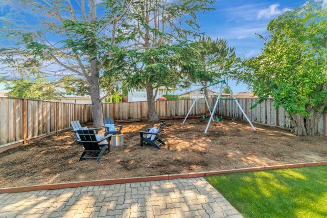3300 Plateau Drive, Belmont CA: https://media.crmls.org/mediaz/356093a6-c333-4f96-b0e4-f050ff1191f3.jpg