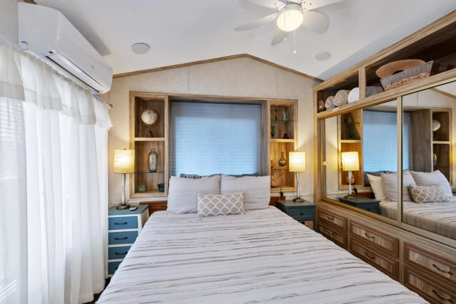 74711 Dillon Road, Desert Hot Springs CA: https://media.crmls.org/mediaz/3560bf09-b493-4b60-bf66-0459d39ffcdc.jpg