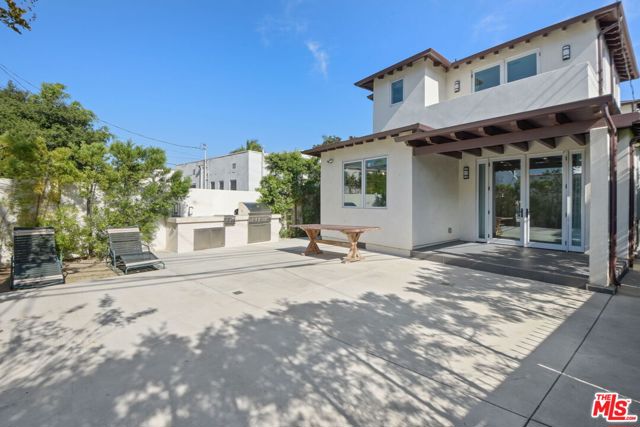 1153 S Clark Drive, Los Angeles CA: https://media.crmls.org/mediaz/35625a40-50d3-4cb6-a372-dc7e7833dc1c.jpg