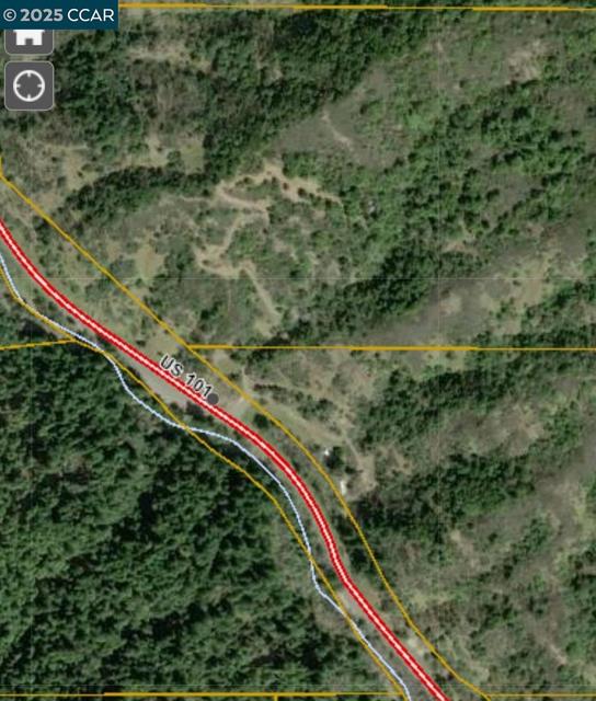 55855 Highway 101, Laytonville CA: https://media.crmls.org/mediaz/3562973b-52da-4d79-9715-5e7658811c06.jpg