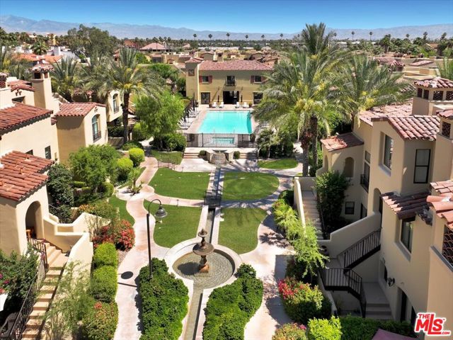 208 Villorrio Drive, Palm Springs CA: https://media.crmls.org/mediaz/356339b8-da99-4b91-a3fc-5dfdf9364339.jpg
