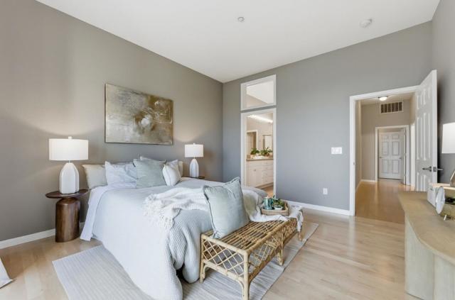 134 Cliff Swallow Court, Brisbane CA: https://media.crmls.org/mediaz/3563c441-f8a8-47d4-bd95-60b34ea8a778.jpg