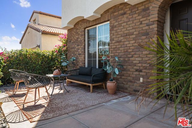 42871 Beato Drive, Indio CA: https://media.crmls.org/mediaz/3563f561-b2f5-42e0-bbdd-d1081449d1e5.jpg