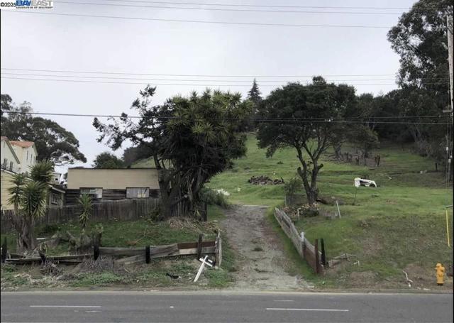 Details for 26550 Hayward Blvd, Hayward, CA 94542