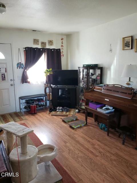 451 S Whipple Street, Fort Bragg CA: https://media.crmls.org/mediaz/35664329-ae1a-4141-b064-adf74426b4bc.jpg