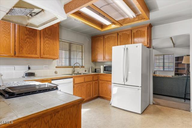 Detail Gallery Image 11 of 35 For 30040 Jamaica Dunes Dr, Tehachapi,  CA 93561 - 3 Beds | 2 Baths