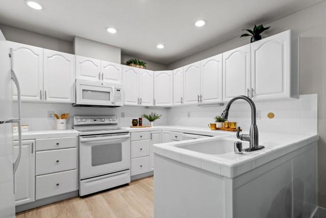 297 Watson Drive, Campbell CA: https://media.crmls.org/mediaz/35682250-1fc4-4318-9555-3c5f2f54e12d.jpg