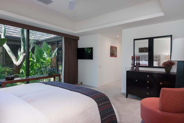 22 Cornell Drive, Rancho Mirage CA: https://media.crmls.org/mediaz/3568555b-5f00-48c4-b60c-e16b6ad363c2.jpg