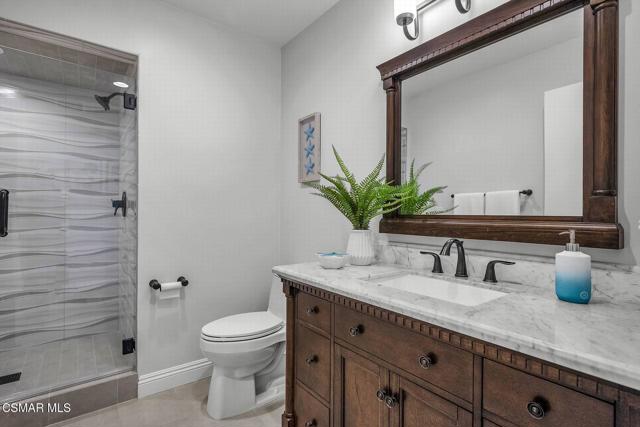 4456 Hayvenhurst Avenue, Encino CA: https://media.crmls.org/mediaz/3568af0b-c57e-4fd6-a002-8842b056a97b.jpg