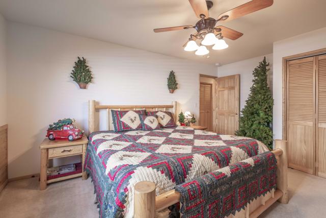 1239 E Alpinview Drive, Big Bear CA: https://media.crmls.org/mediaz/35692885-4425-4da2-8720-a15e31512875.jpg