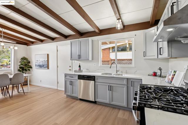 2590 Kavanagh Rd, San Pablo CA: https://media.crmls.org/mediaz/3569ebd2-a03f-40d4-bfae-ffe1280a79da.jpg