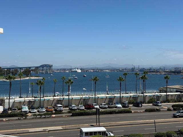 Detail Gallery Image 11 of 29 For 1820 Avenida Del Mundo #306,  Coronado,  CA 92118 - 1 Beds | 1/1 Baths