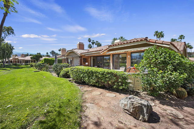 213 Calle Del Verano, Palm Desert, CA 92260