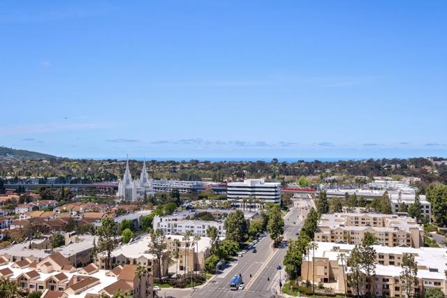 Detail Gallery Image 10 of 46 For 3890 Nobel Dr #2102,  San Diego,  CA 92122 - 2 Beds | 2/1 Baths