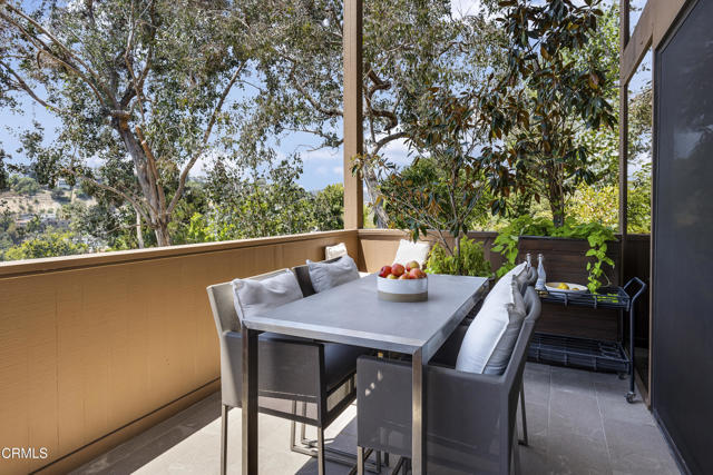2266 Panorama Terrace, Los Angeles CA: https://media.crmls.org/mediaz/356dd0d0-845e-441a-a902-1f2ee6c958c3.jpg