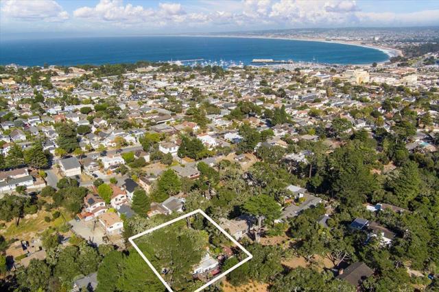 989 Madison Street, Monterey CA: https://media.crmls.org/mediaz/356f6261-6368-4f3b-8094-a7a1dcb4c2ed.jpg