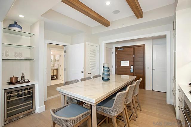 1500 Orange Ave, Coronado CA: https://media.crmls.org/mediaz/356fc84c-489c-4f98-bba4-5ab76cdaf168.jpg