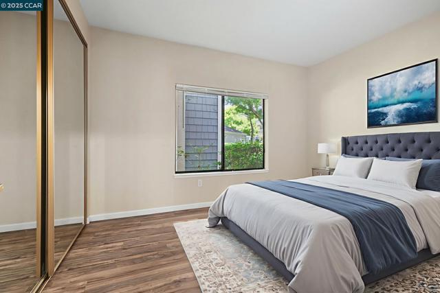 2584 Oak Rd, Walnut Creek CA: https://media.crmls.org/mediaz/3570135d-f419-43f3-9237-05033e9cc6e0.jpg