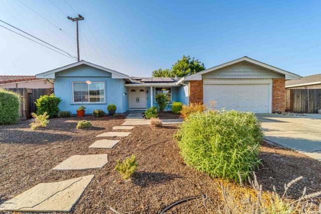 1599 Rebel Way, San Jose CA: https://media.crmls.org/mediaz/357107e1-767a-4a00-8891-2103d317e59b.jpg