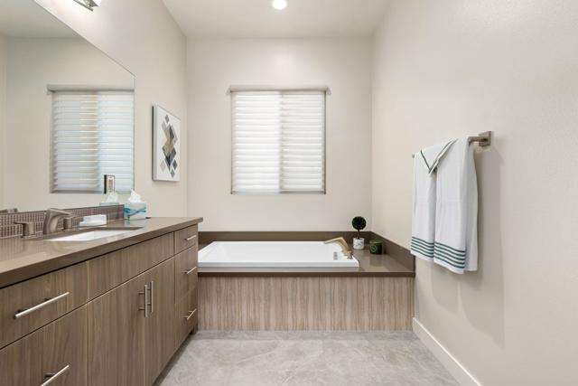 28-web-or-mls-DKRetreat_2022_028