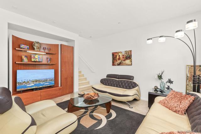 13033 Lamia Point, San Diego CA: https://media.crmls.org/mediaz/35732e26-0fbe-4838-a033-89b165e318a7.jpg