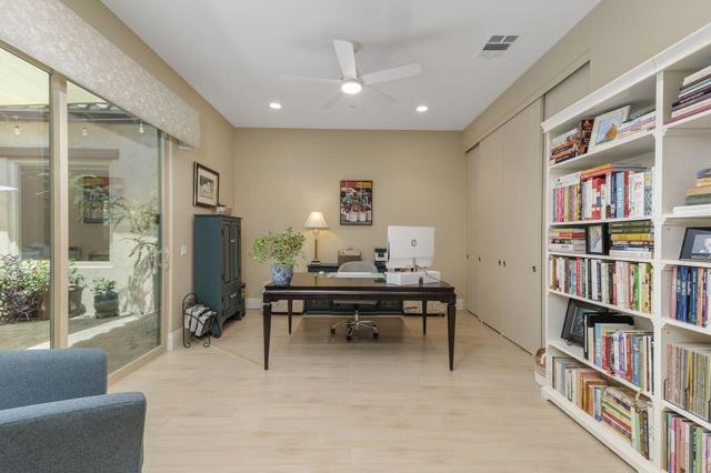 49537 Rock Rose Drive, Indio CA: https://media.crmls.org/mediaz/35734cf3-a4cd-4449-b15d-270d520a3906.jpg