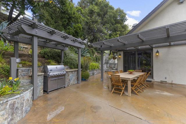 14205 Shannon Road, Los Gatos CA: https://media.crmls.org/mediaz/35748141-250f-4ba9-99fa-3d560ffb41c2.jpg
