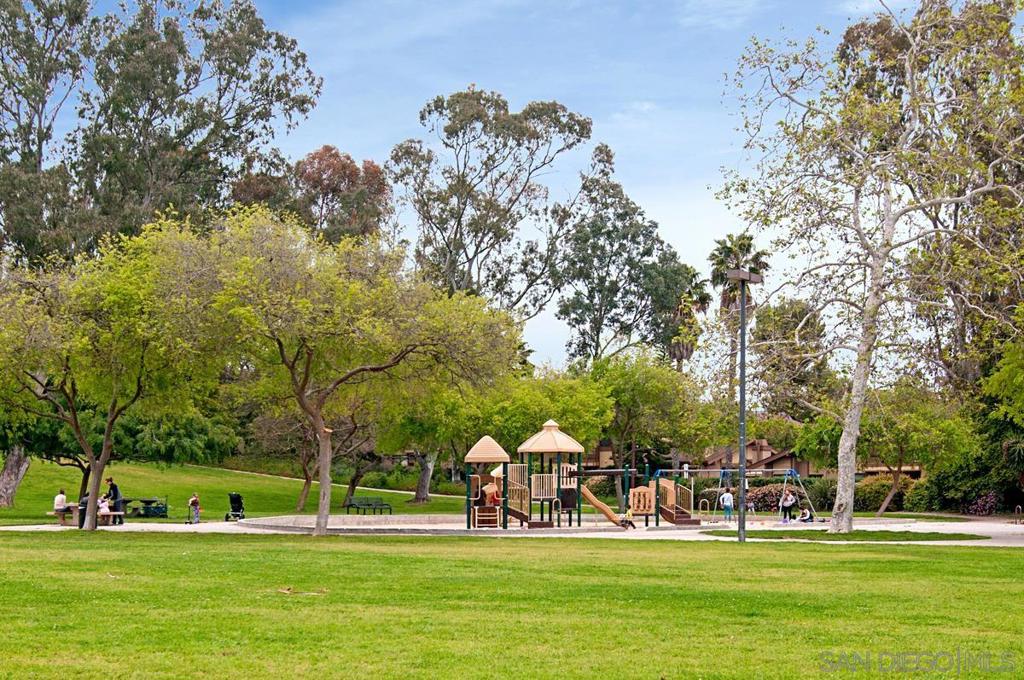 https://media.crmls.org/mediaz/3574a6ab-260a-4d89-849b-595b194388b2.jpg?preset=X-Large