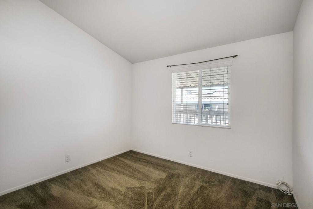 MLS #250038113SD image #14